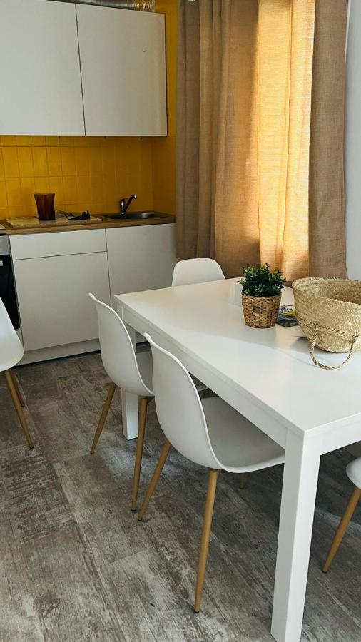Apartamentos Verdera Es Pujols Eksteriør bilde